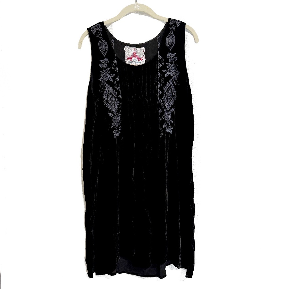 Johnny Was Black Sleeveless Embroidered Mini Dress